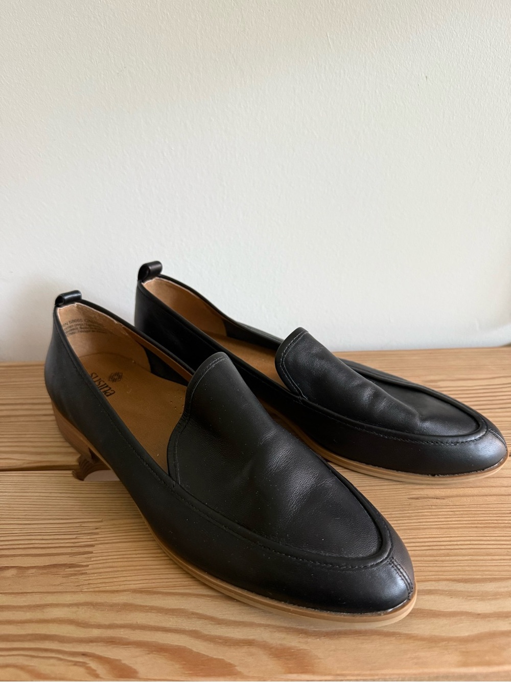 Susina Black Leather Women’s Slip-On Flats